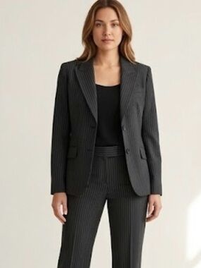 Nygård Collection Pinstripe Blazer - Size 6 - Professional Office Charcoal Black
